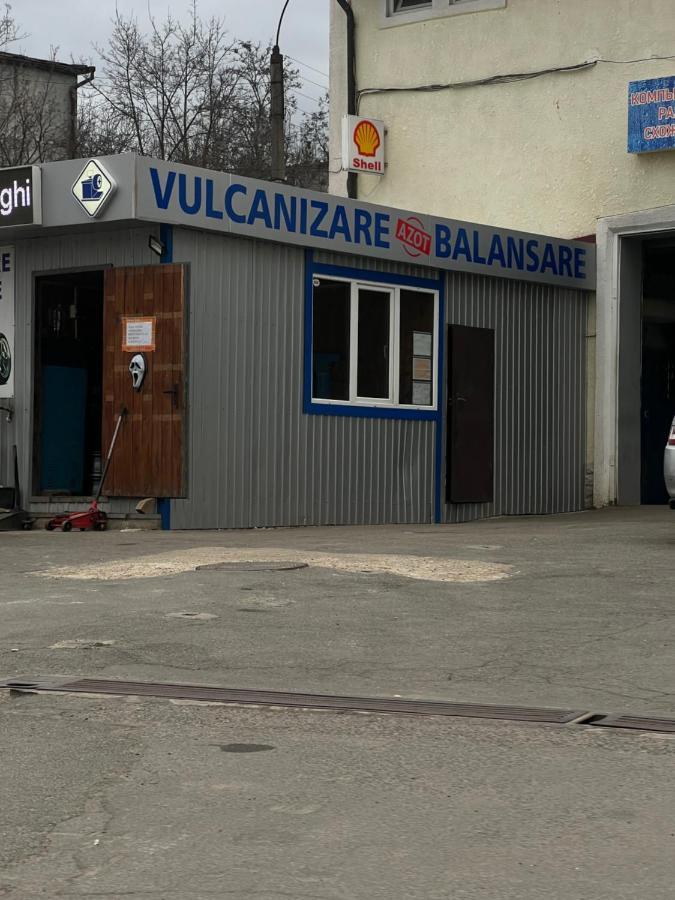 English Breakfast Kişinev Dış mekan fotoğraf